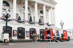 Севастопольский пожарно-спасательный гарнизон ликвидировал условный пожар в театре имени Луначарского