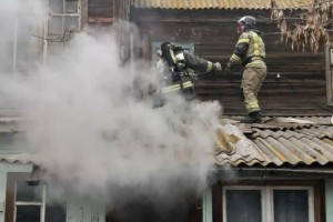 Возникший в центре Астрахани пожар потушили за считанные минуты