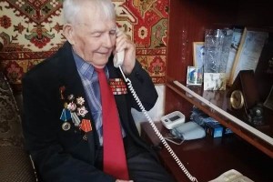 Астраханского ветерана поздравили с юбилеем президент и губернатор