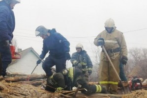 В Астрахани обрушился дом, есть пострадавшие
