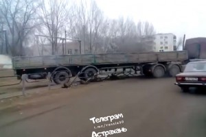Астраханские полицейские разыскали автохама на МАЗе