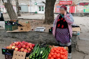 В Астрахани на рынке «Большие Исады» полицейские задержали нелегальных мигрантов