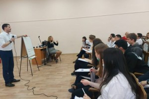 В Астраханской области стартовал социальный проект «Наставник»