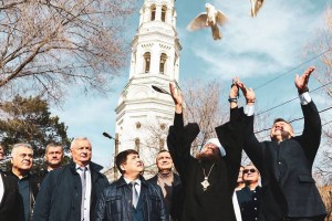 Игорь Бабушкин поздравил астраханцев с Благовещением Пресвятой Богородицы