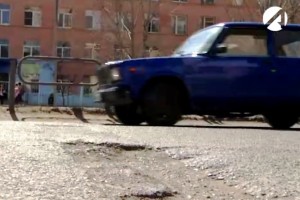 Астраханская госавтоинспекция проверяет качество дорог в областном центре