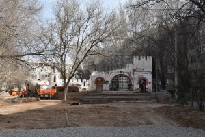 В Астрахани отреставрируют сказочный городок «Русь Былинная»