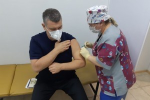 Заместитель председателя Правительства Астраханской области сделал прививку от коронавируса