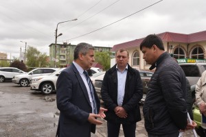 В Астрахани проверили качество ремонта дорог