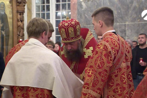 Православные астраханцы встретили Пасху Христову