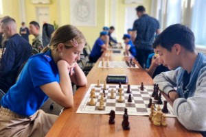 В шахматном турнире «Кубок Победы» сражались астраханские военные