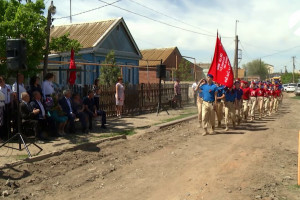 В Астраханской области проходит акция «Парад у дома ветерана»