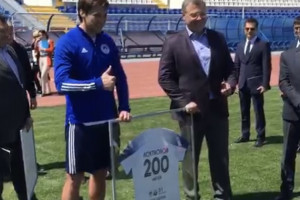 В Астрахани губернатор вручил награды футболистам «Волгаря»