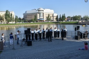 В Астрахани снова звучит «Музыка на воде»