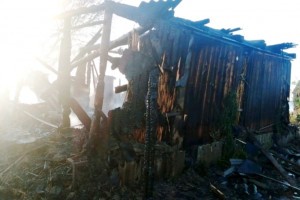 В Астраханской области за три часа произошли два крупных  пожара в одном районе