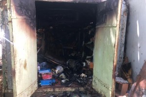 В Ленинском районе Астрахани за сутки сгорели три хозпостройки