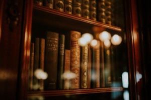 27 мая – День библиотек и День Шардоне