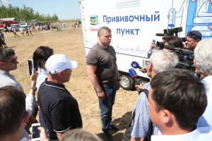 В Астраханской области на Сабантуе работал мобильный прививочный пункт