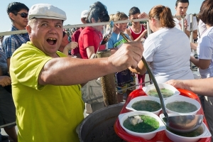 Астраханцев ждет большая фестивальная программа на День рыбака