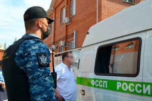 Астраханца арестовали за непогашенный долг