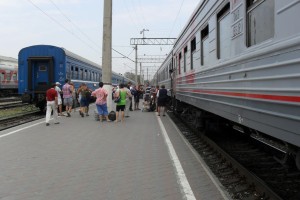 Беспересадочный купейный вагон начал курсировать между Мурманском и Астраханью