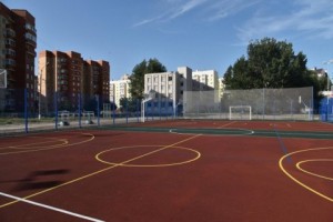 В Астраханской области на ремонт семи школьных спортзалов выделили 10 миллионов рублей