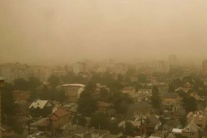 МЧС снова предупреждает о пыльной буре в Астрахани