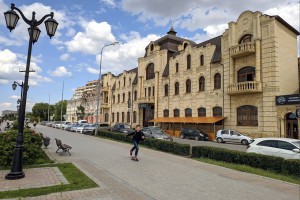 В Астрахани территории, победившие в народном голосовании, обновят в 2022 году