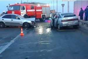 В Астрахани уснувшего за рулём водителя иномарки обвиняют в серьёзном ДТП