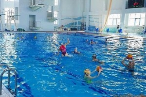 Астраханские девушки тренировались с ватерпольной командой женской Суперлиги