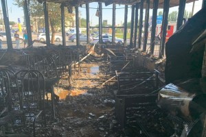 За сутки в Астраханской области сгорели шашлычная, дом и две хозпостройки