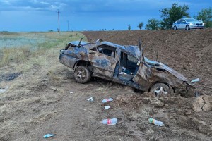 В Астраханской области во время ДТП два человека получили тяжёлые травмы