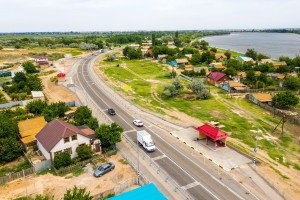 В Астраханской области ремонт 11-километрового участка трассы Р-215 закончили раньше срока