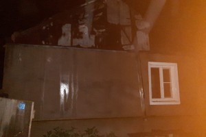 Ночью в астраханском селе Батаевка сгорел жилой дом