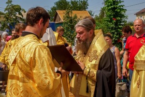 В Астрахани состоится праздничная литургия в честь Дня семьи, любви и верности