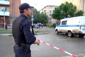 В Астрахани из-за мужчины с муляжом гранаты эвакуировали кафе