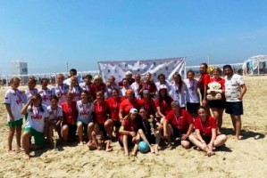 Астраханки выиграли Кубок Анапы по пляжному футболу