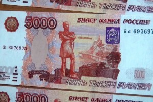 Туляк пойдёт под суд за сбыт фальшивых купюр в Астрахани