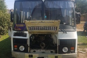 В Астраханской области загорелся автобус птицефабрики «Владимировская»
