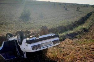 В Астраханской области при опрокидывании «жигулей» погиб водитель