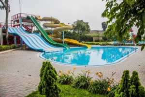 Астраханскую семью с ребёнком-аутистом не пустили в аквапарк в Волжском