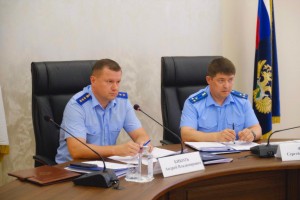 Замгенпрокурора РФ Андрей Кикоть организовал проверки после приема граждан в Астрахани