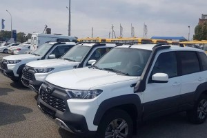 Районные медучреждения Астраханской области получили 10 автомобилей «Нива»