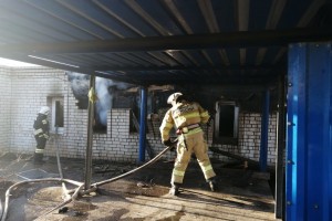 В Астраханской области за день сгорели дом и&#160;машина