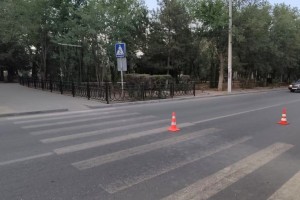 В Астрахани водитель без прав сбил подростка на переходе