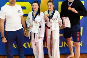 Астраханцы выиграли две золотые медали на чемпионате ЮФО по тхэквондо