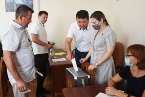 В Астрахани выбрали двух новых почётных граждан