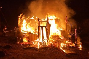 На южной окраине Астрахани сгорел жилой дом