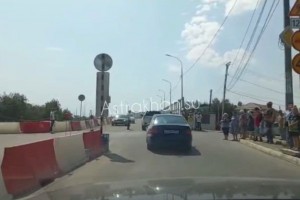В Астрахани после открытия Милицейского моста схема движения не поменялась