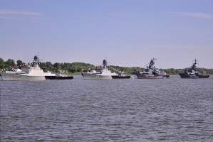 В Астрахани отметили день Военно-морского флота