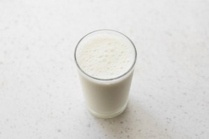 В детсаду Астрахани Россельхознадзор обнаружил фальсифицированное молоко